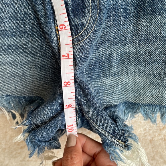 Lucky Brand Jean Short Womens Size 2 Mid Rise Cut Off Raw Hem Sexy Denim - Picture 7 of 11